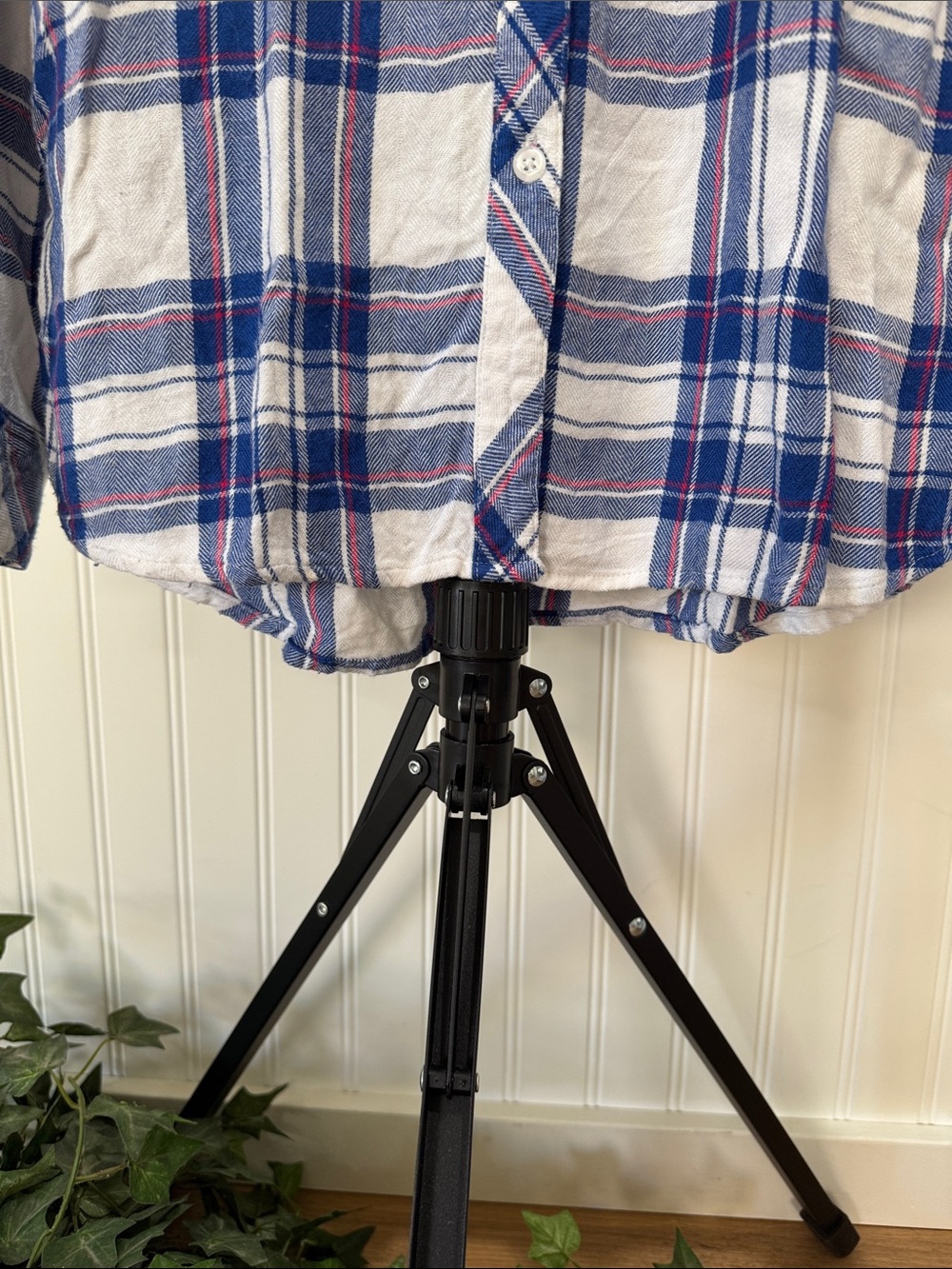 #625 RAILS Blue, White w Raspberry Plaid Button-Down Shirt - Picture 4 of 7